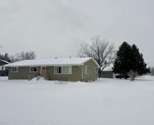 1902 6th Avenue E, International Falls, MN, 56649 | Card Image