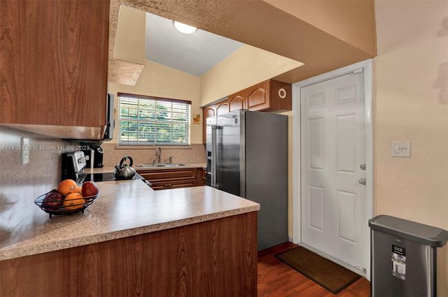 2021 Nw 185 Th Ter, House other with 3 bedrooms, 2 bathrooms and null parking in Miami Gardens FL | Image 10