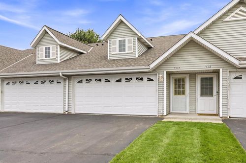 1514 Watercress Circle, West Bend, WI, 53095 | Card Image
