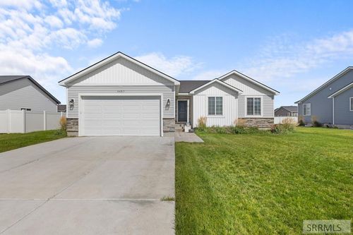4407 E Arcadia Ave, Idaho Falls, ID, 83401-1422 | Card Image