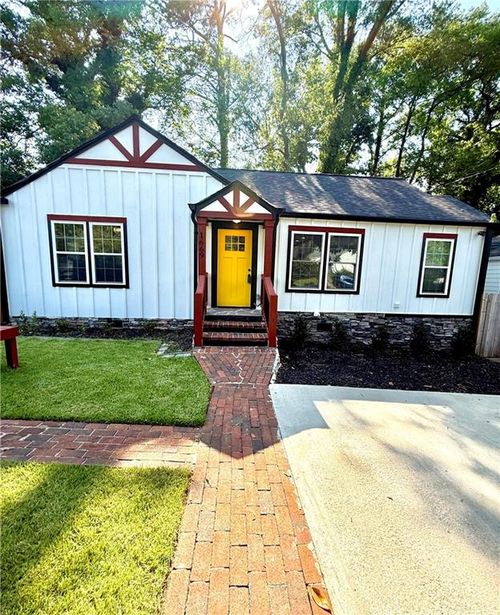 1669 Hadlock St Sw, Atlanta, GA, 30311-4105 | Card Image