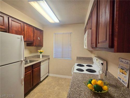 unit-400-5405 Indian River Dr, Las Vegas, NV, 89103-8713 | Card Image