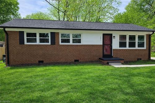 402 Doggett Dr, Graham, NC, 27253-3116 | Card Image