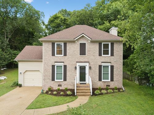 2059 Upland Dr, Franklin, TN, 37067-4090 | Card Image