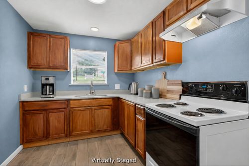 2-2701 Nw 18th St, Fort Worth, TX, 76106-5079 | Card Image