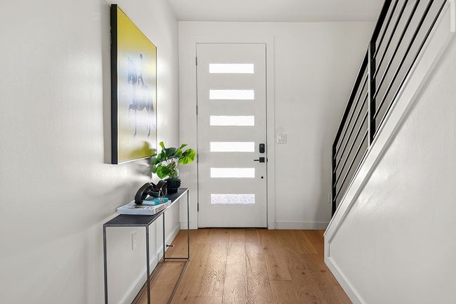 B - 8003 Gault St, Condo with 3 bedrooms, 4 bathrooms and 2 parking in Austin TX | Image 8