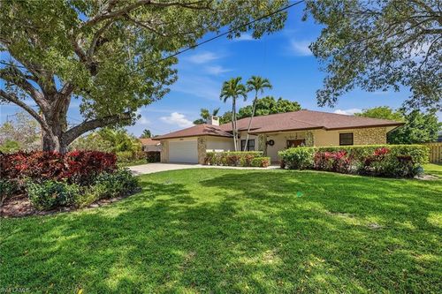 2752 14th St N, NAPLES, FL, 34103 | Card Image