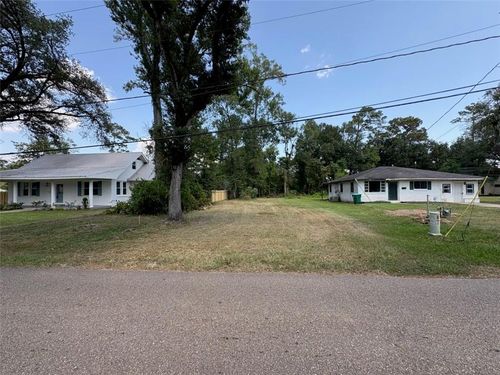 305 S Linden St, Hammond, LA, 70403-4021 | Card Image