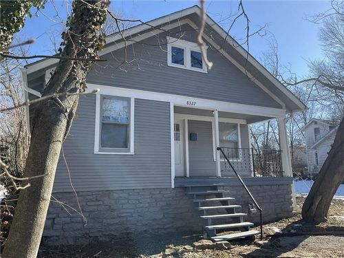 8327 Flora Ave, Kansas City, MO, 64131-2603 | Card Image