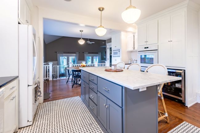 336 Main St, House other with 5 bedrooms, 2 bathrooms and null parking in Wethersfield CT | Image 8