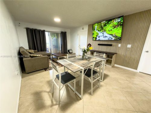 305e-1200 Sw 137th Ave, Pembroke Pines, FL, 33027-3513 | Card Image