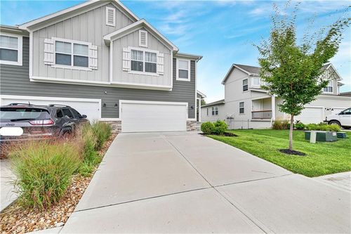 3807 Nw Wales Rd, Kansas City, MO, 64151 | Card Image