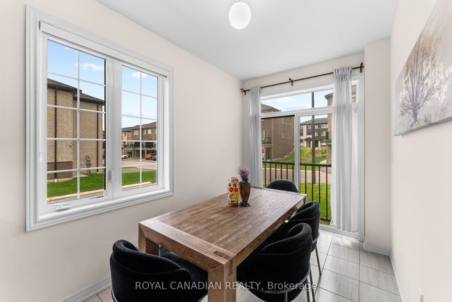 2670 Delphinium Trail, House attached with 4 bedrooms, 3 bathrooms and 1 parking in Pickering ON | Image 17