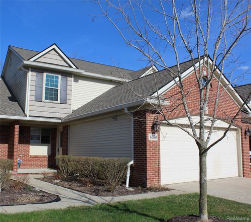 42-4680 Summer Ridge Dr, Howell, MI, 48843-9082 | Card Image