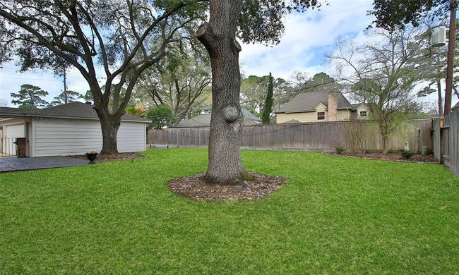 Great back yard with plenty of space for family activiities. | Image 47