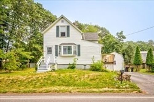 74 Oakland St, Brockton, MA, 02302-3939 | Card Image