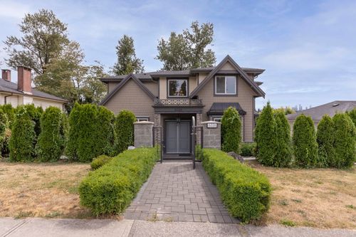 6326 Dawson St, Burnaby, BC, V5B2W6 | Card Image