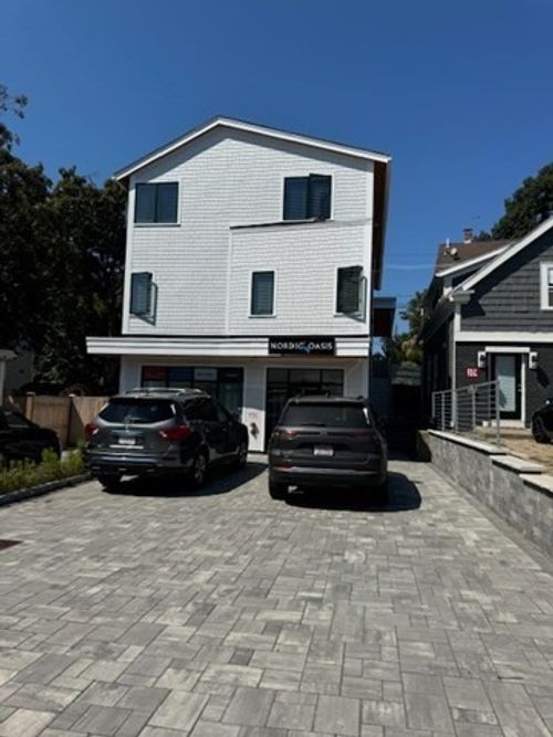 2-201 Pleasant St, Marblehead, MA, 01945-2237 | Card Image
