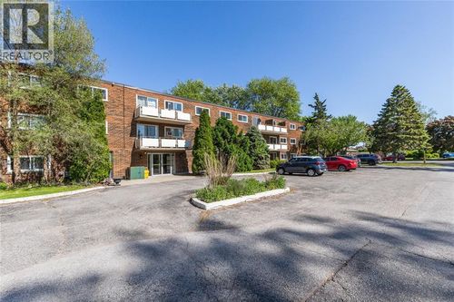 8-10-12-22-29-950 Eastlawn Avenue, Sarnia, ON, N7S1X2 | Card Image