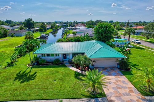 4638 Vinsetta Avenue, NORTH FORT MYERS, FL, 33903 | Card Image