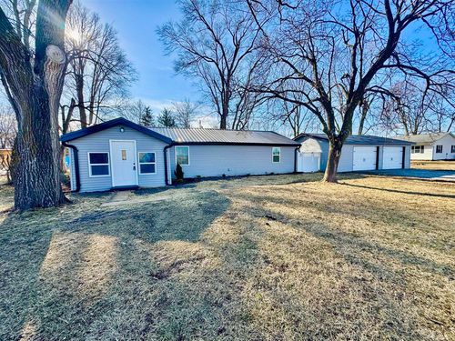 106 E Beeson St, Joy, IL, 61260-8600 | Card Image