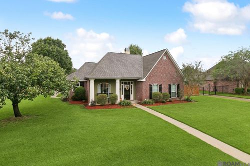 15125 Bluffwood Cir, Prairieville, LA, 70769-3561 | Card Image
