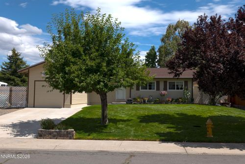 717 Lassen Way, Gardnerville, NV, 89460-8135 | Card Image