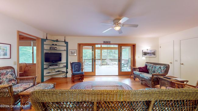 8 Sunrise Ct, House other with 3 bedrooms, 2 bathrooms and 6 parking in Silver Bay NY | Image 13