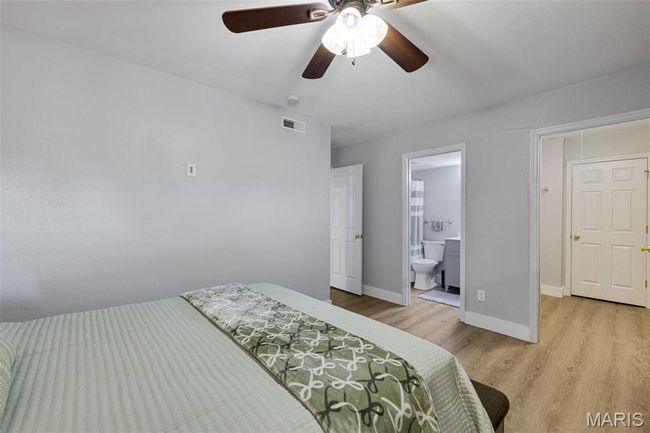 Primary Bedroom Suite | Image 17