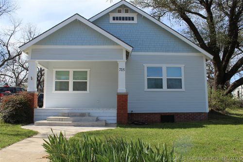 715 A St, Ardmore, OK, 73401-6841 | Card Image