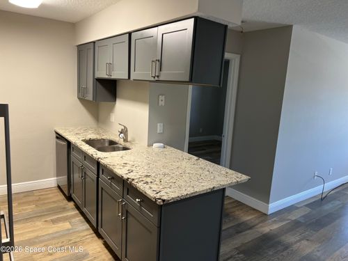202-208 Red Cedar Pl, BRANDON, FL, 33510-4306 | Card Image