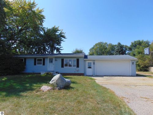 4052 S Shepherd Rd, Mt Pleasant, MI, 48858-9120 | Card Image