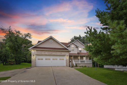 23 Joyce St, Moosic, PA, 18507-1317 | Card Image