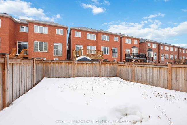 147 Collin Crt, House attached with 3 bedrooms, 3 bathrooms and 2 parking in Richmond Hill ON | Image 42
