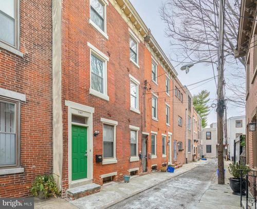 747 S Randolph St, PHILADELPHIA, PA, 19147-3024 | Card Image