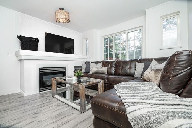 37 - 1561 Booth Avenue, Townhouse with 2 bedrooms, 1 bathrooms and 1 parking in Coquitlam BC | Image 4