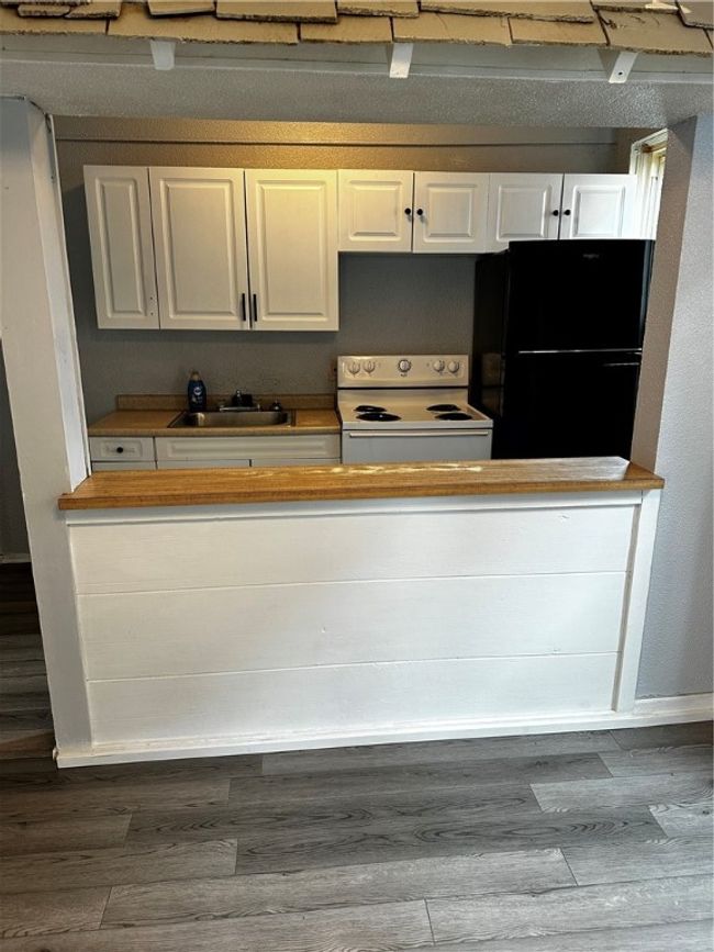 APT-5 - 548 Hansen Ave, Condo with 1 bedrooms, 1 bathrooms and 2 parking in Lyndora PA | Image 20