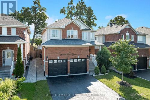 115 Winchester Terr, Barrie, ON, L4M0B3 | Card Image