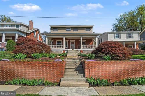 321 Walnut St, LEMOYNE, PA, 17043-1647 | Card Image