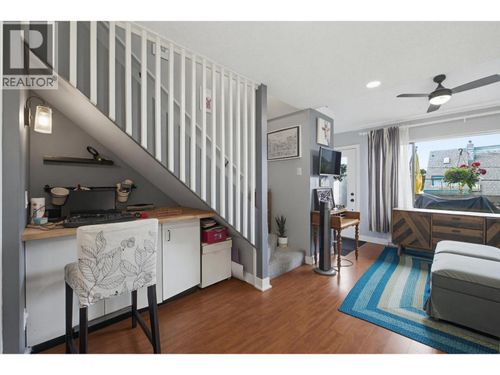 4716 48b Street, Delta, BC, V4K2S2 | Card Image