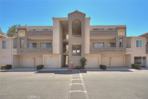 302-1023 Vista Del Cerro Dr, Corona, CA, 92879-7805 | Card Image