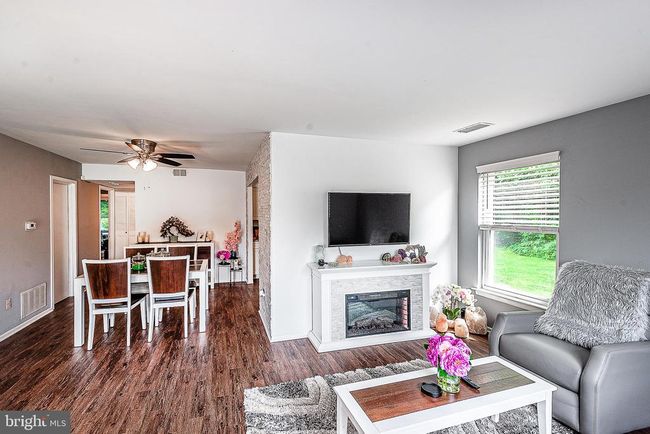 102 Brookdale Pl, Townhouse with 2 bedrooms, 1 bathrooms and null parking in CLEMENTON NJ | Image 5