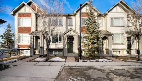 71 Copperpond Close Se, Calgary, AB, T2Z0Y9 | Card Image