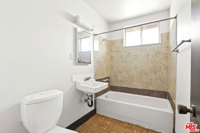 5211 Live Oak St, Home with 32 bedrooms, 16 bathrooms and 24 parking in Bell CA | Image 23