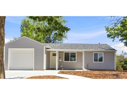 812 Geneva St, Aurora, CO, 80010-3941 | Card Image