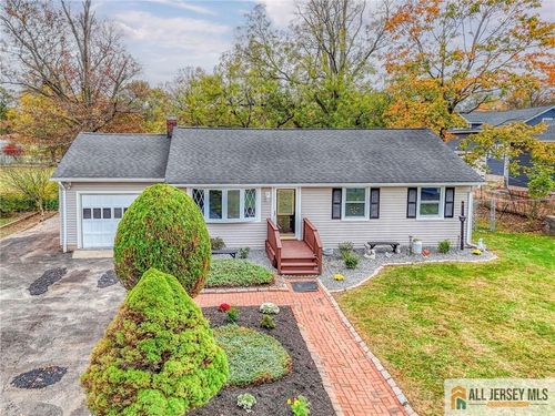 385 Metlars Ln, Piscataway, NJ, 08854-5150 | Card Image