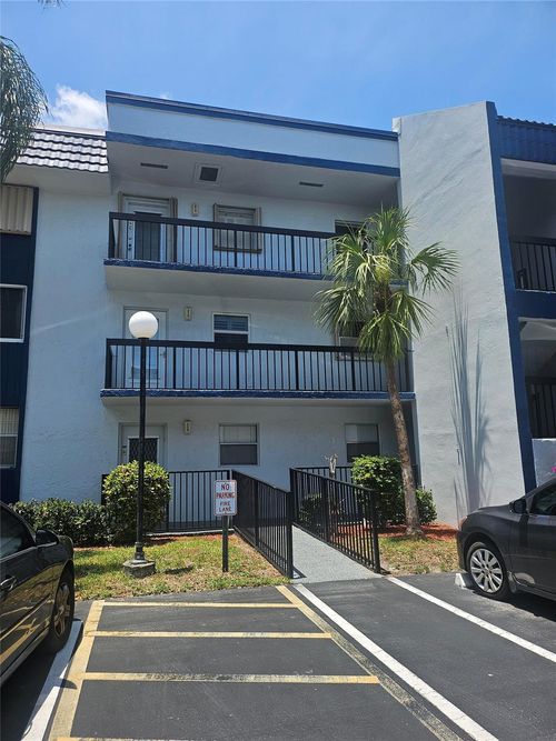 apt-111-3100 Holiday Springs Blvd, Margate, FL, 33063-5419 | Card Image