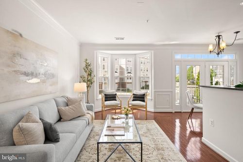 10-2482 Curie Ct, HERNDON, VA, 20171-6100 | Card Image