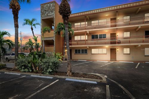 a301-10265 Gulf Blvd, Treasure Island, FL, 33706-4873 | Card Image