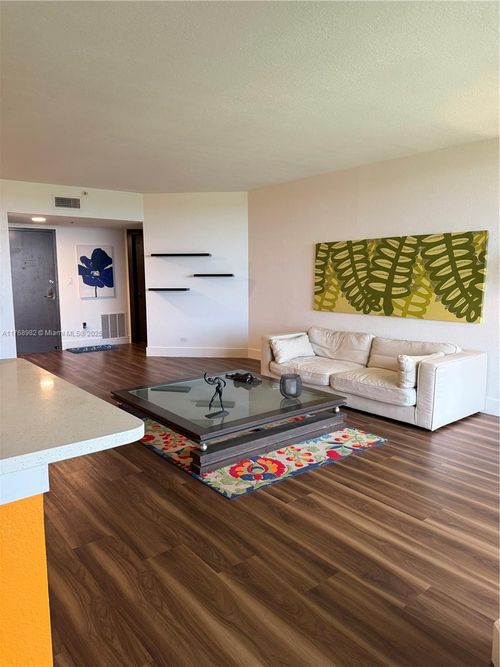 apt-805-7300 Radice Ct, Lauderhill, FL, 33319-4263 | Card Image